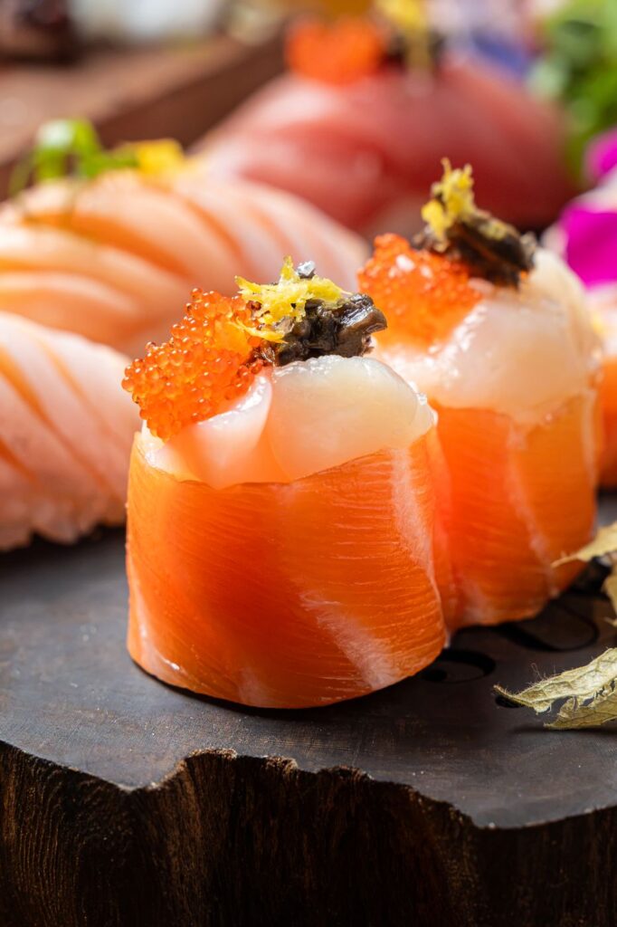 Sushis com ovas, Boni Villa